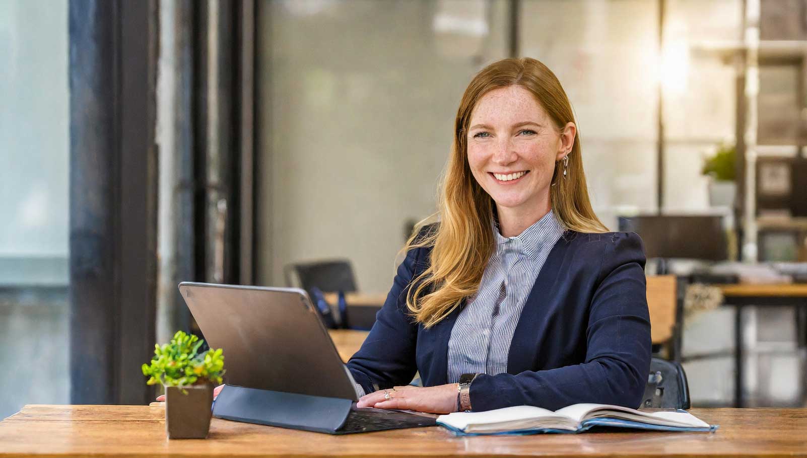 "Reseförsäkringen täcker förlust av ägodelar, så du kan resa tryggt även om oturen skulle slå till."